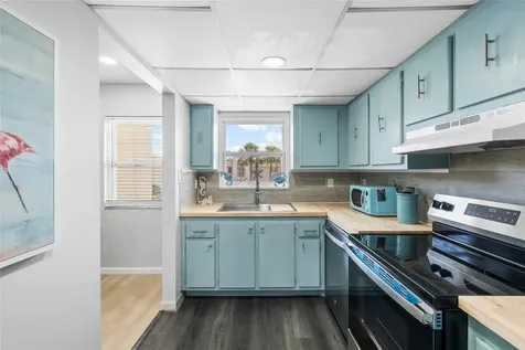 2727 75th Street W Bradenton FL 34209