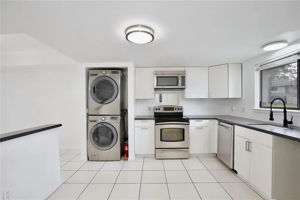 713 Saint Matthew Circle Altamonte Springs FL 32714