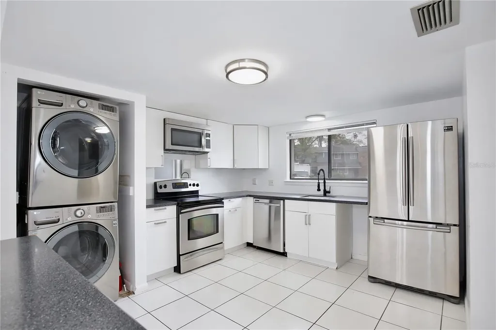 713 Saint Matthew Circle Altamonte Springs FL 32714
