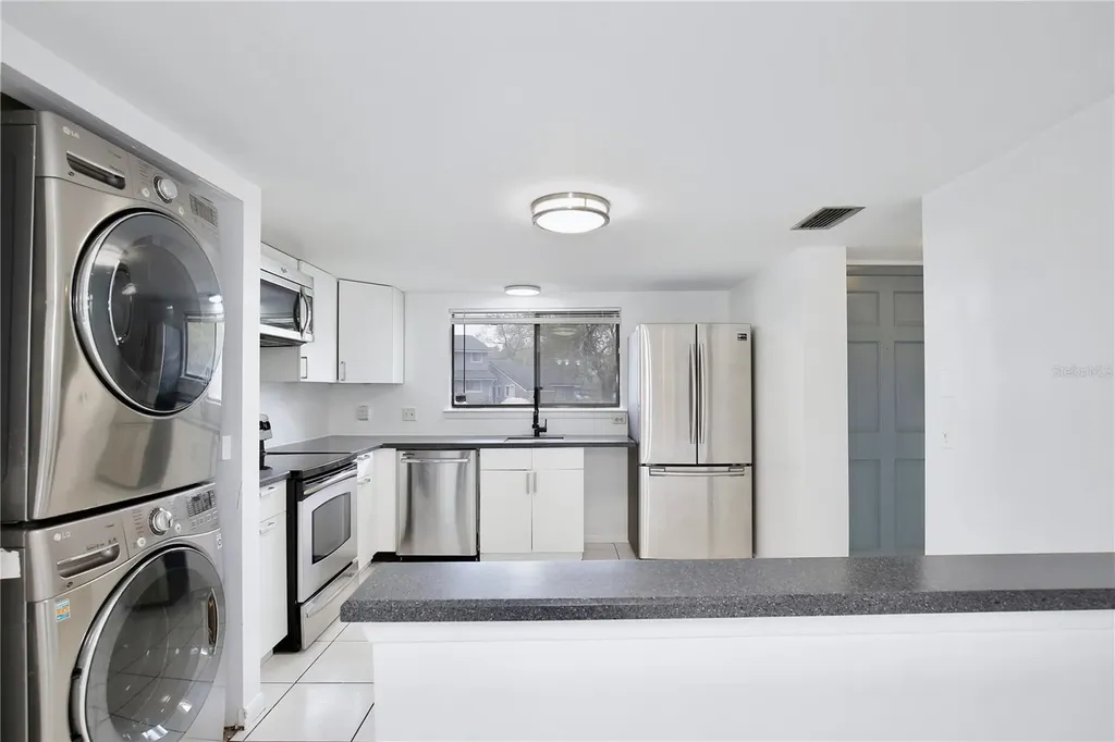 713 Saint Matthew Circle Altamonte Springs FL 32714