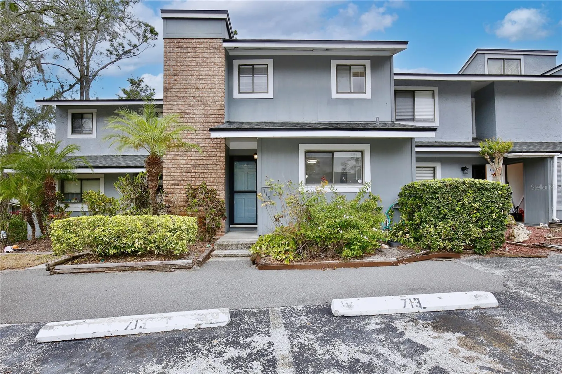 713 Saint Matthew Circle Altamonte Springs FL 32714