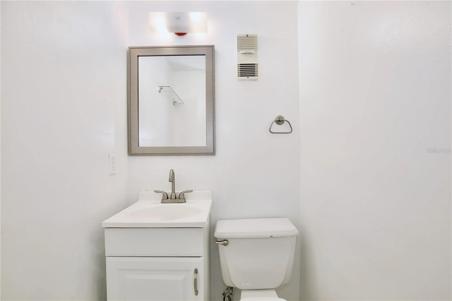 713 Saint Matthew Circle Altamonte Springs FL 32714