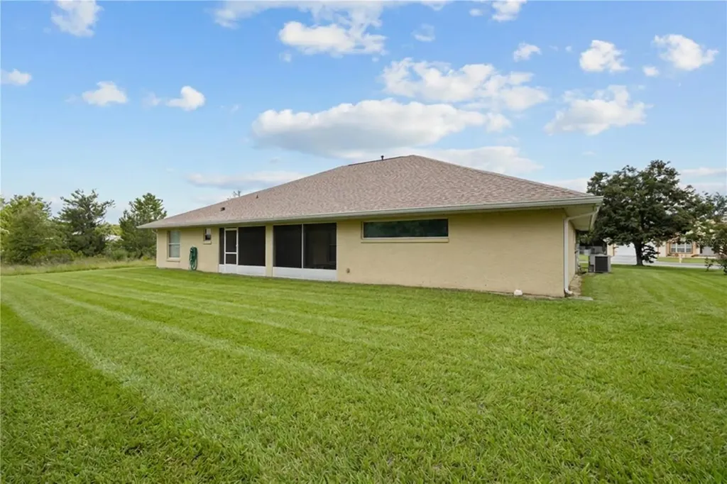 5320 SW 115th Loop Ocala FL 34476