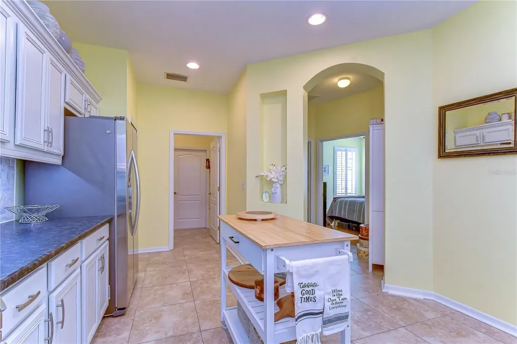 3332 Chapel Creek Circle Wesley Chapel FL 33544