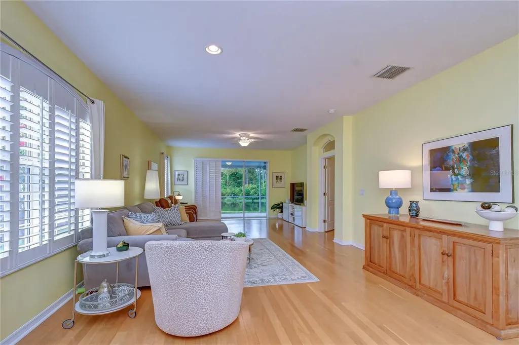 3332 Chapel Creek Circle Wesley Chapel FL 33544