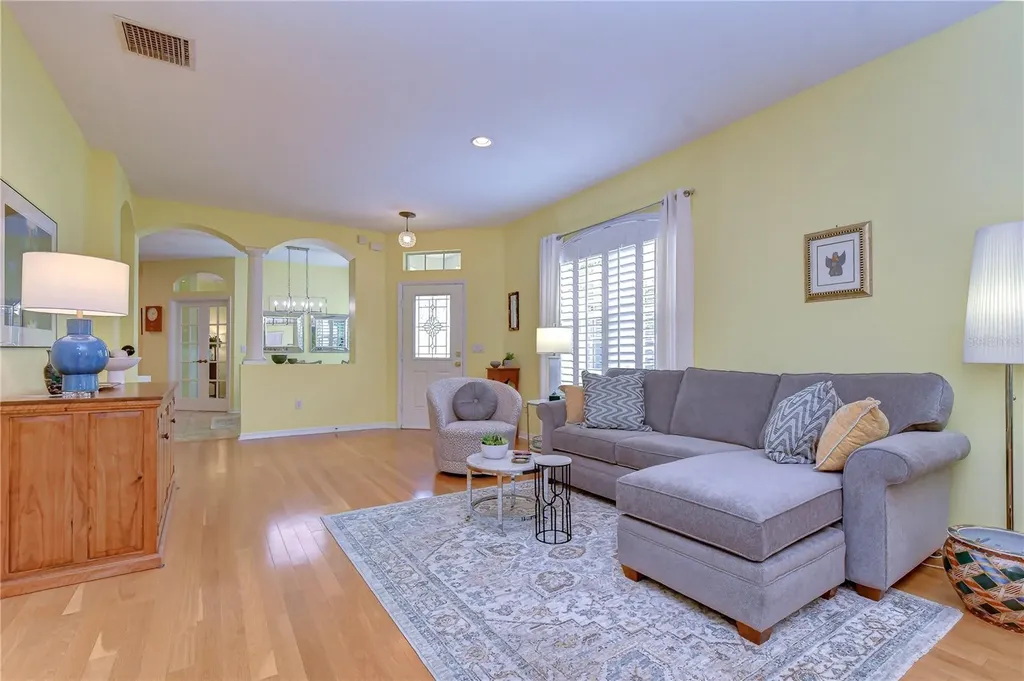 3332 Chapel Creek Circle Wesley Chapel FL 33544