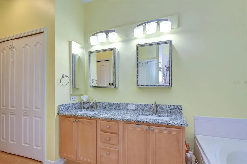 3332 Chapel Creek Circle Wesley Chapel FL 33544