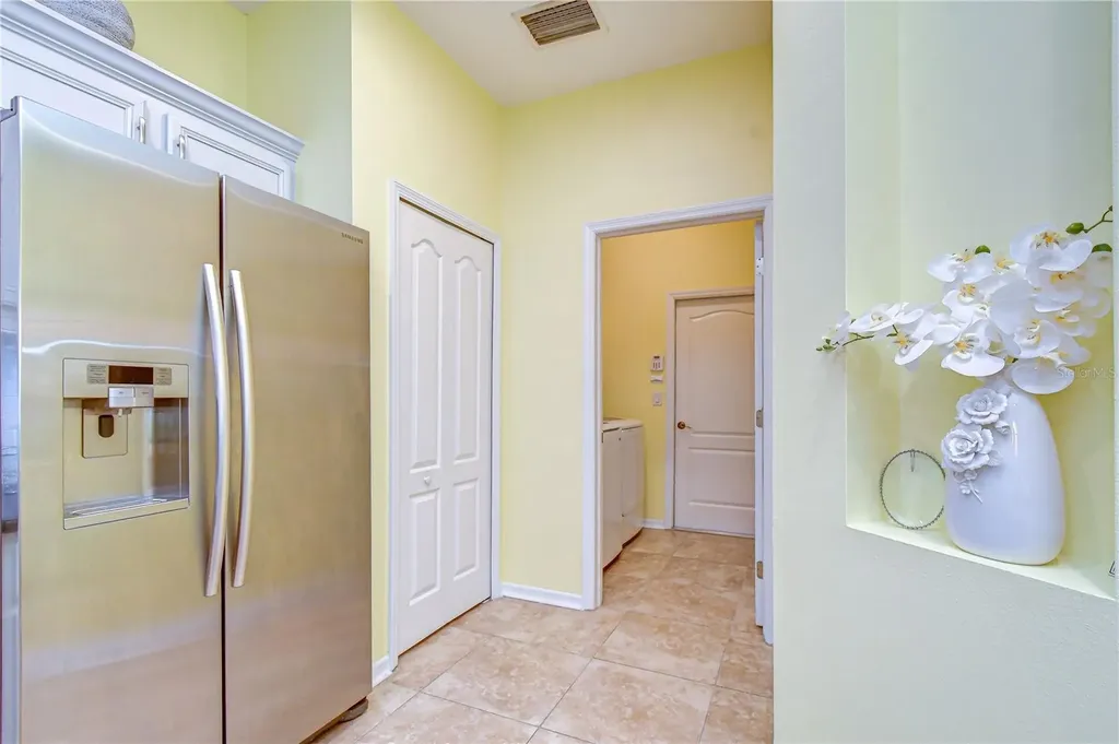 3332 Chapel Creek Circle Wesley Chapel FL 33544