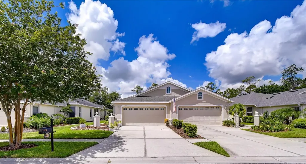 3332 Chapel Creek Circle Wesley Chapel FL 33544