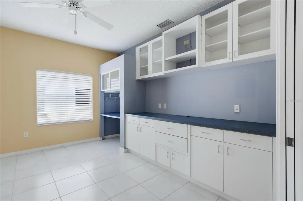 4541 Del Sol Boulevard S Sarasota FL 34243