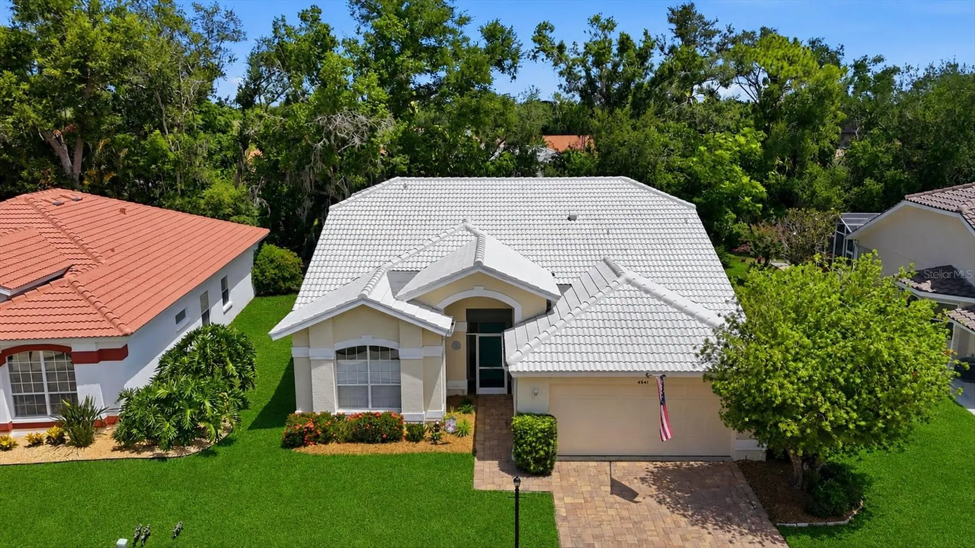 4541 Del Sol Boulevard S Sarasota FL 34243