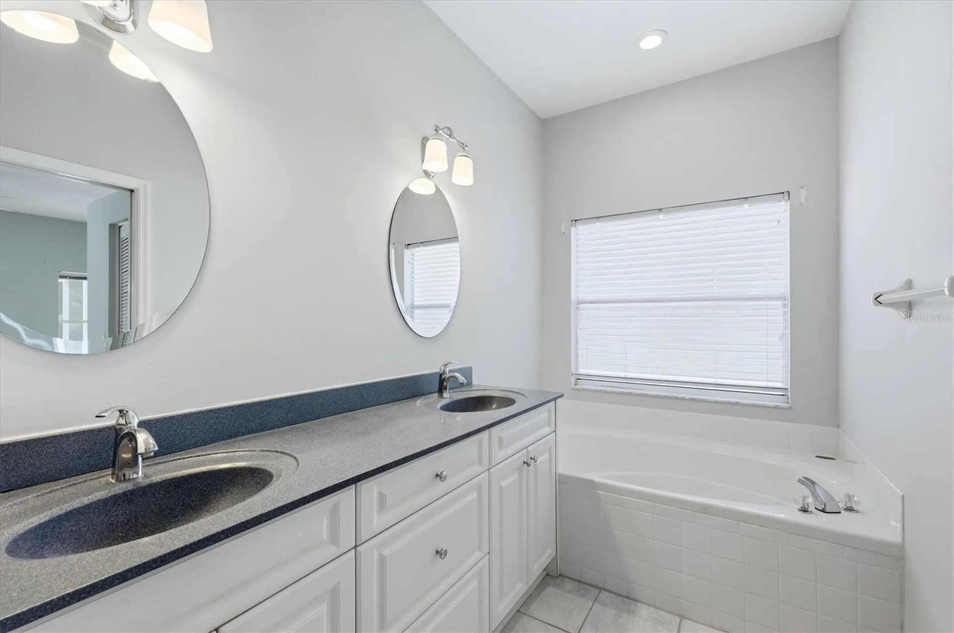4541 Del Sol Boulevard S Sarasota FL 34243