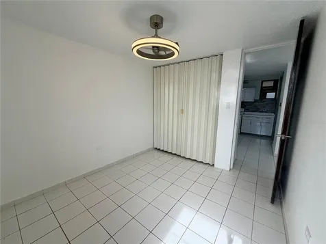 10 Cond. The Towers At Plaza Santa Cruz Calle 10 Bayamon PR 00956