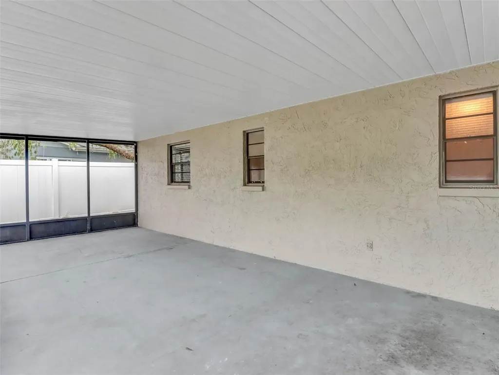 13346 Moran Drive Tampa FL 33618