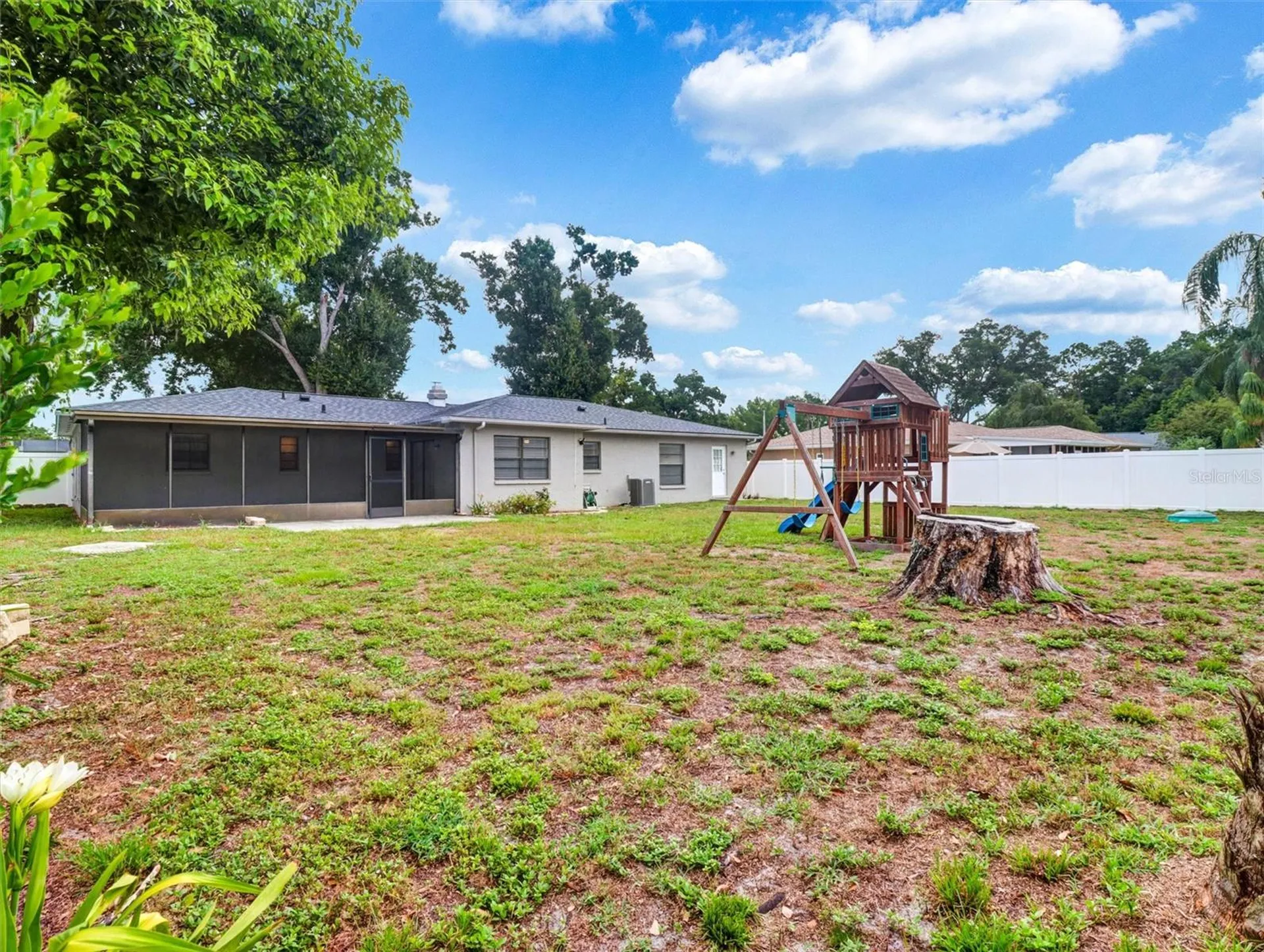13346 Moran Drive Tampa FL 33618