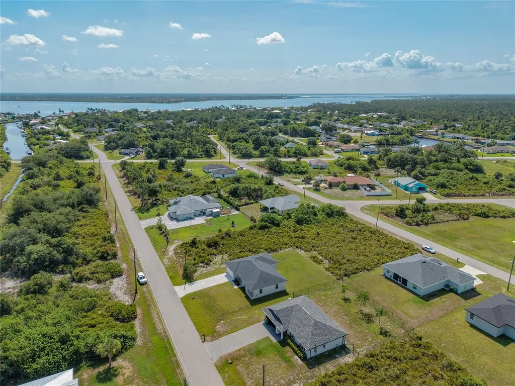 12219 Bacchus Road Port Charlotte FL 33981