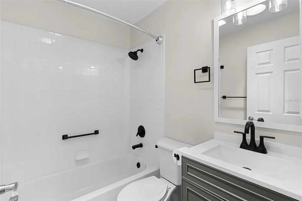 1213 El Esparza Lane The Villages FL 32159