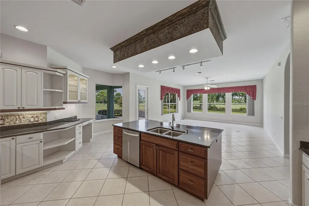 1814 Sandhill Lane Winter Haven FL 33884