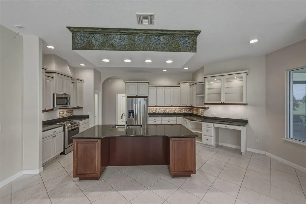 1814 Sandhill Lane Winter Haven FL 33884