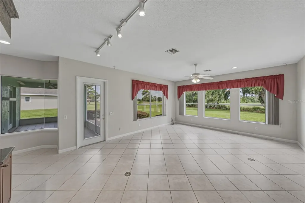 1814 Sandhill Lane Winter Haven FL 33884
