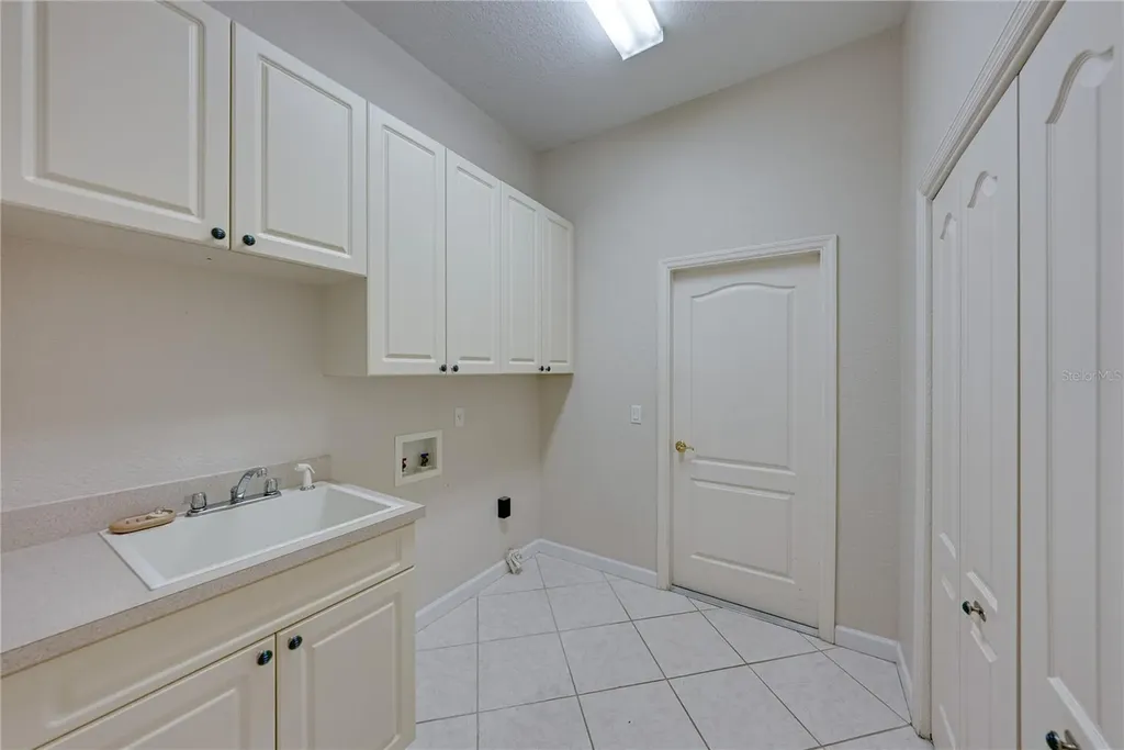 1814 Sandhill Lane Winter Haven FL 33884