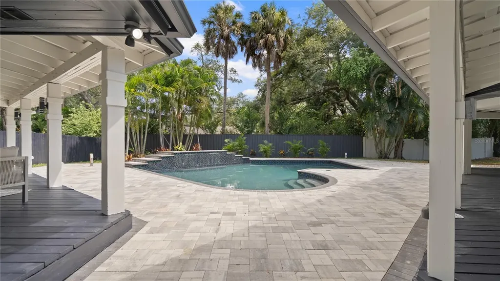 4623 W Browning Avenue Tampa FL 33629