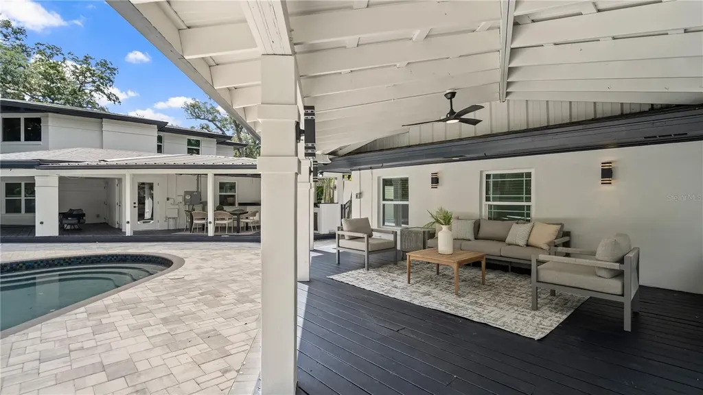 4623 W Browning Avenue Tampa FL 33629