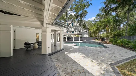 4623 W Browning Avenue Tampa FL 33629