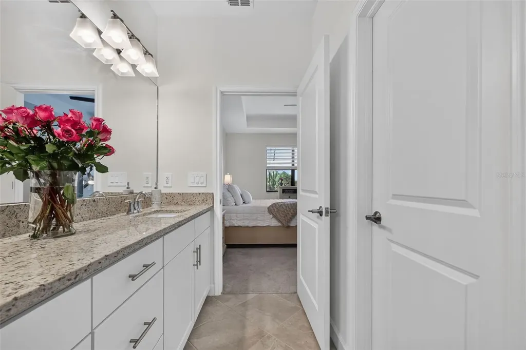 4881 Seafoam Trail Bradenton FL 34211