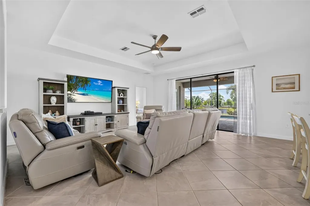 4881 Seafoam Trail Bradenton FL 34211