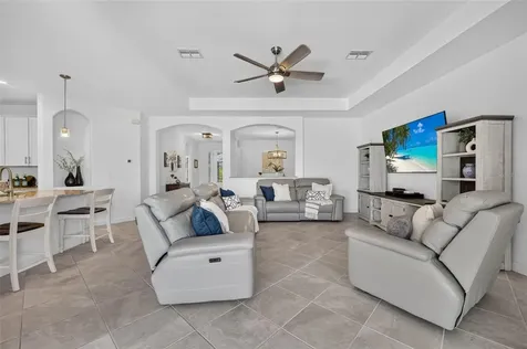 4881 Seafoam Trail Bradenton FL 34211