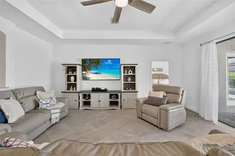 4881 Seafoam Trail Bradenton FL 34211