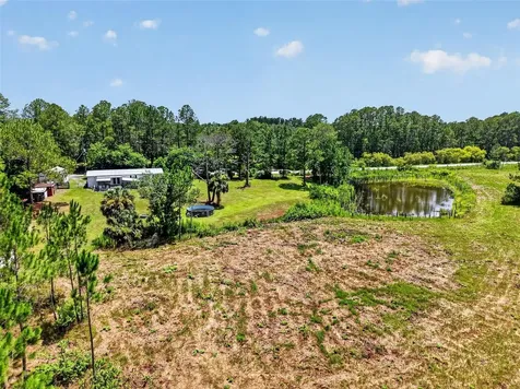 32439 Highland Lakes Road Deland FL 32720
