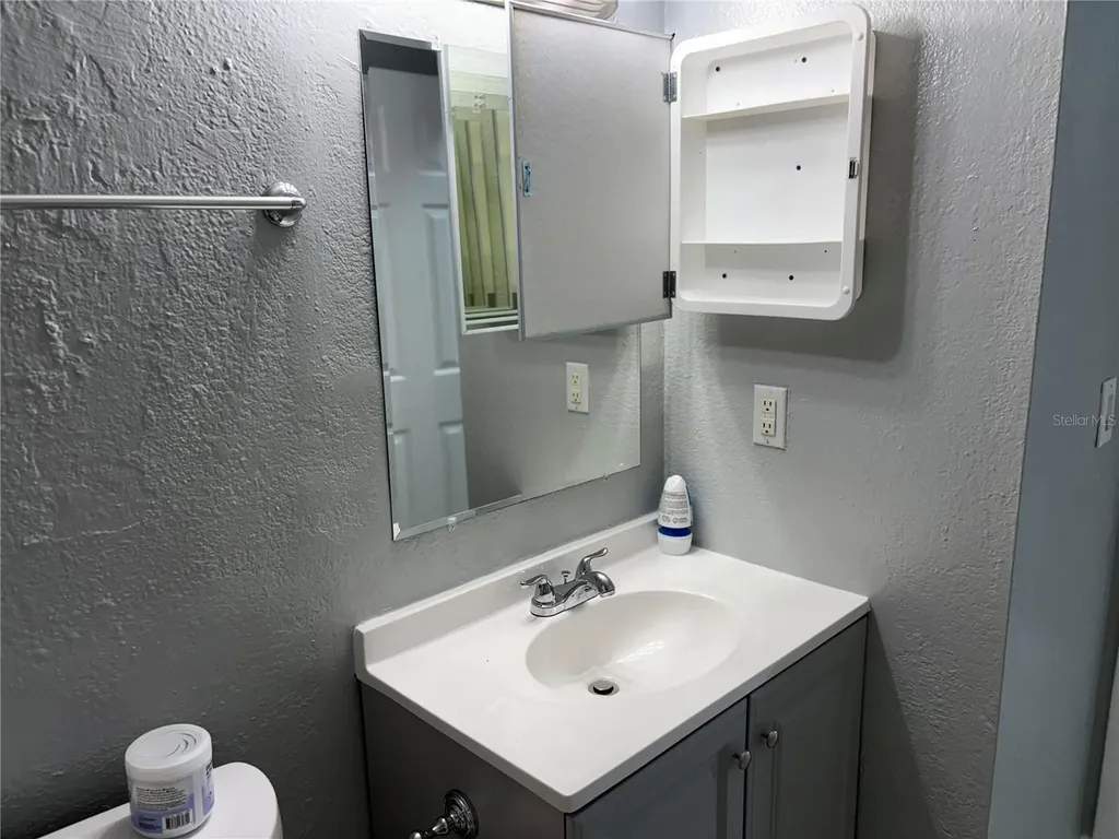 4648 Oliva Street Orlando FL 32811