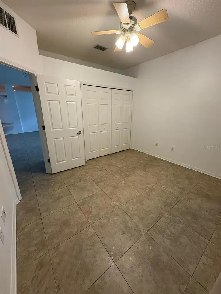 6345 Bridgecrest Drive Lithia FL 33547