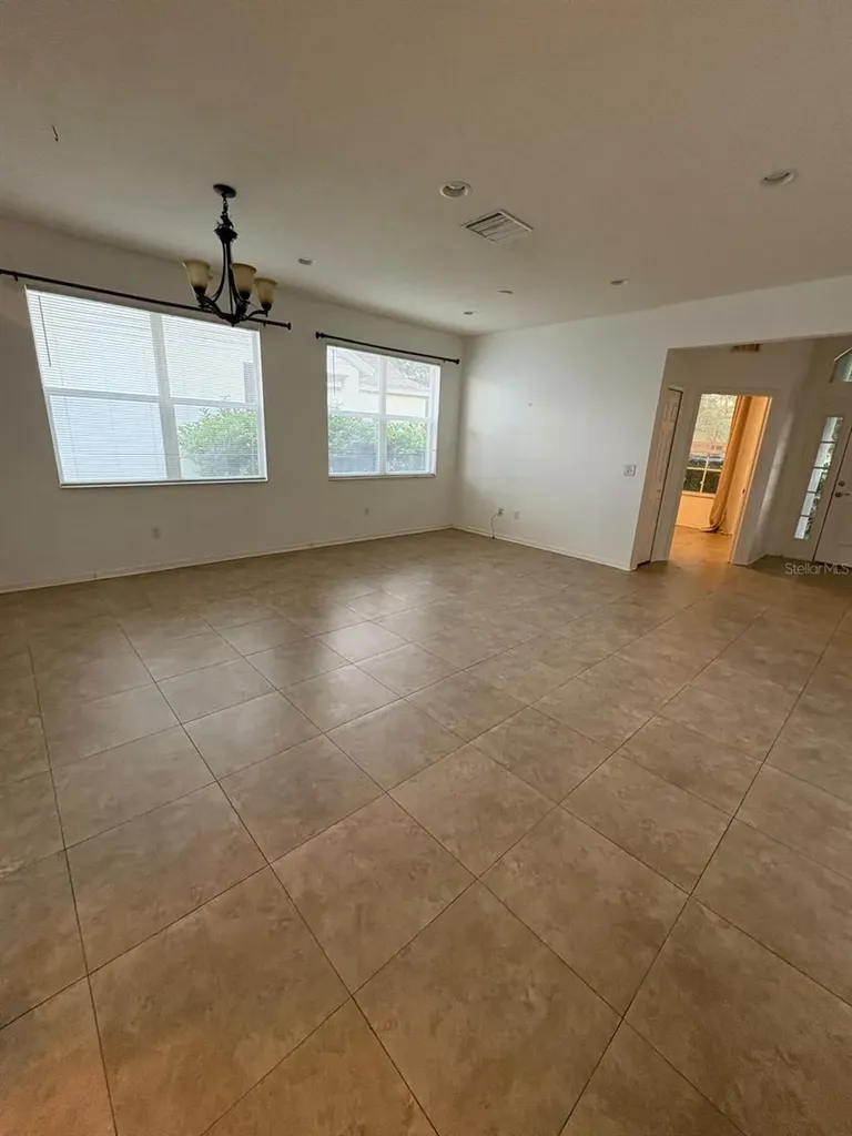 6345 Bridgecrest Drive Lithia FL 33547