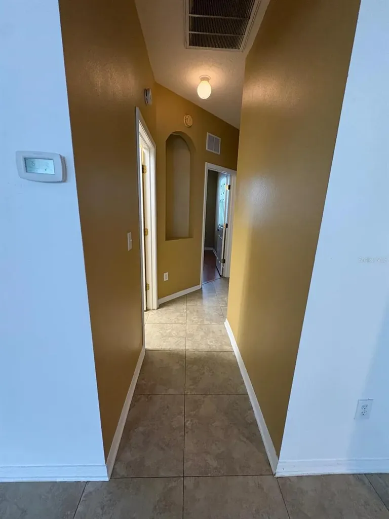 6345 Bridgecrest Drive Lithia FL 33547