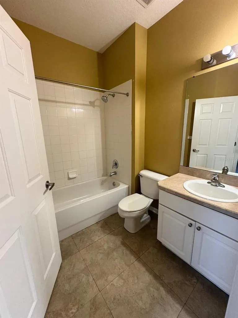 6345 Bridgecrest Drive Lithia FL 33547