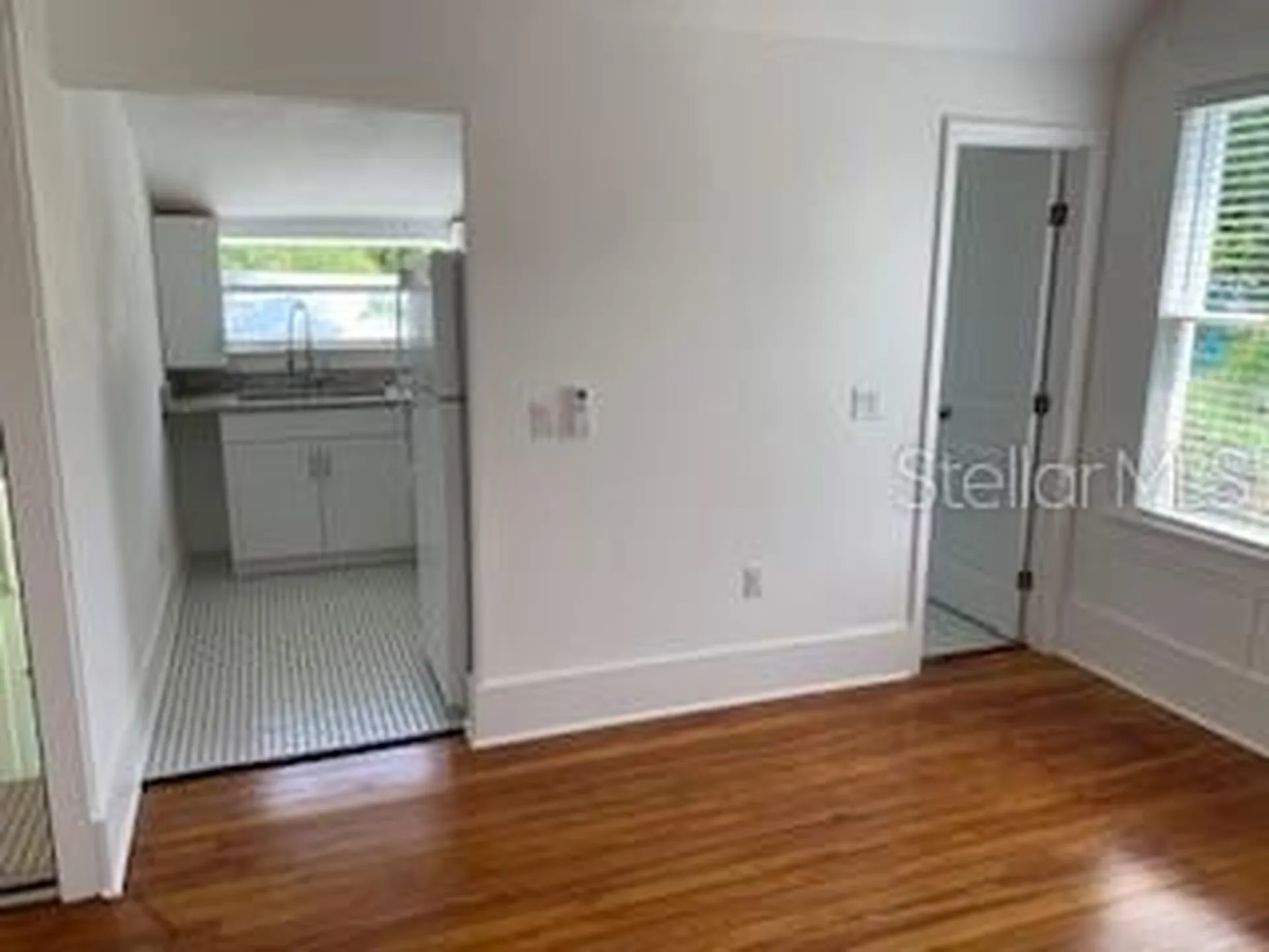 305 Mary Avenue New Smyrna Beach FL 32168