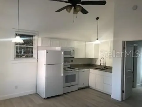305 Mary Avenue New Smyrna Beach FL 32168