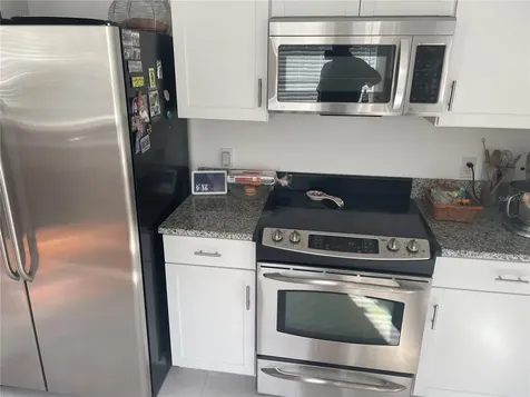 305 Mary Avenue New Smyrna Beach FL 32168