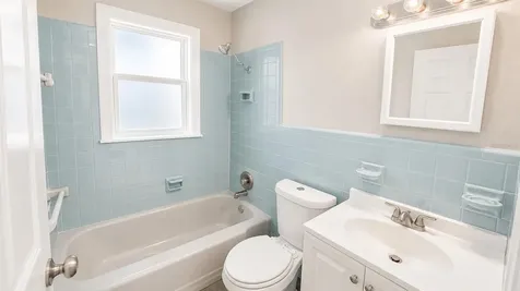 657 15th Avenue S St Petersburg FL 33701