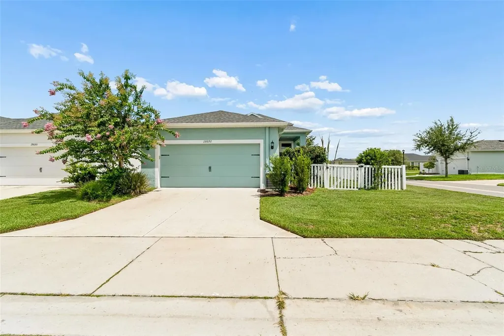 28692 Cozy Creek Drive Wesley Chapel FL 33543