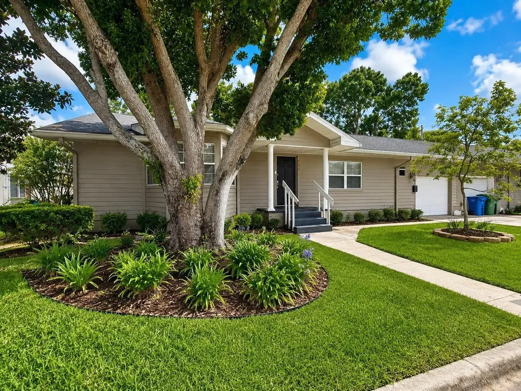 702 Avenue H NE Winter Haven FL 33881