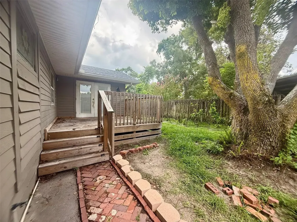 702 Avenue H NE Winter Haven FL 33881