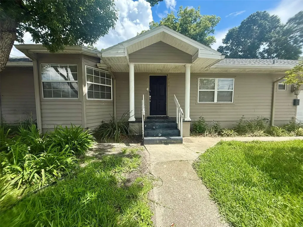 702 Avenue H NE Winter Haven FL 33881