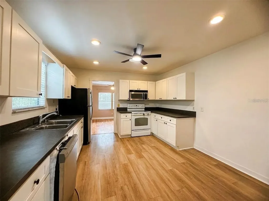 702 Avenue H NE Winter Haven FL 33881