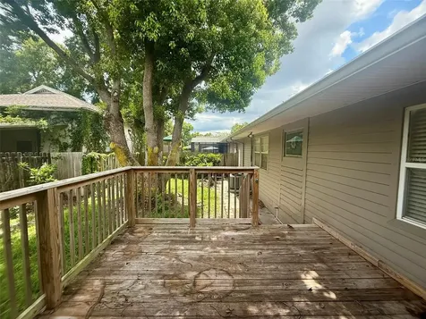 702 Avenue H NE Winter Haven FL 33881