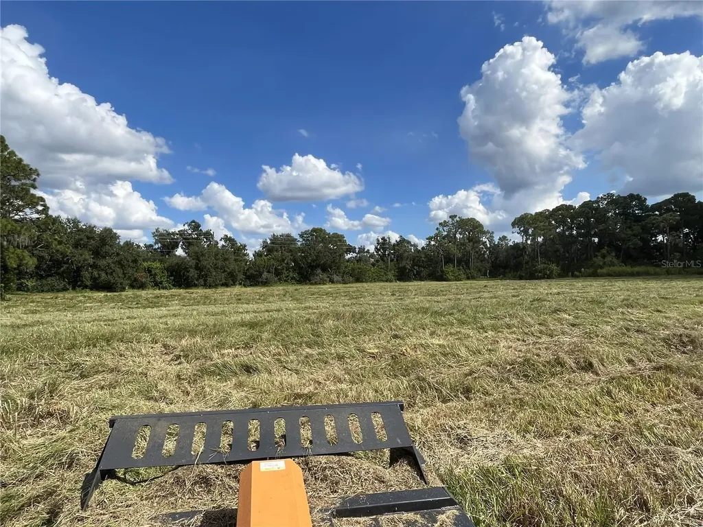 SE 24th Avenue Ruskin FL 33570