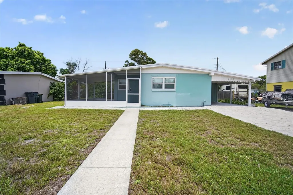 6115 Freemont Street North Port FL 34287